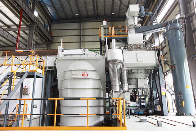 8000KG vacuum induction furnace
